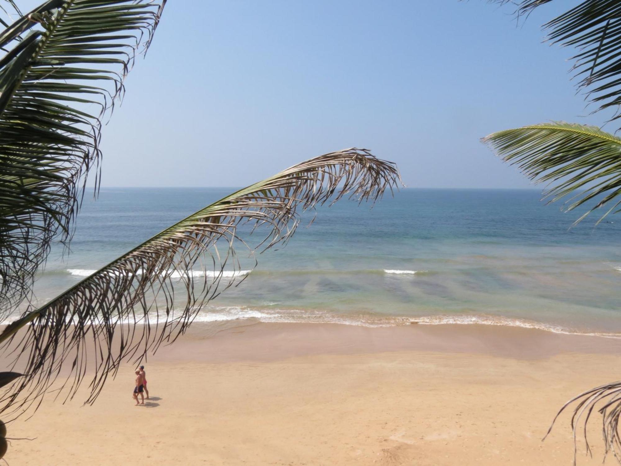 Mountain Wave Hotel And Surfshop Hikkaduwa Kamer foto
